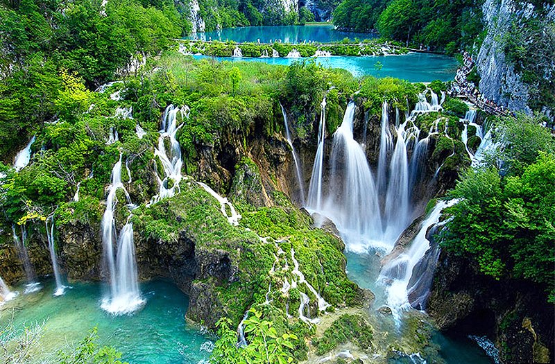 Elephant-Waterfall-Cherrapunji-Meghalaya-India